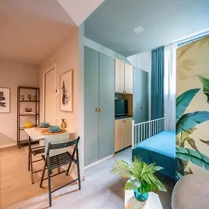 https://the-suite-spot.it-lombardy.com